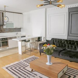 Lagom Nisantasi